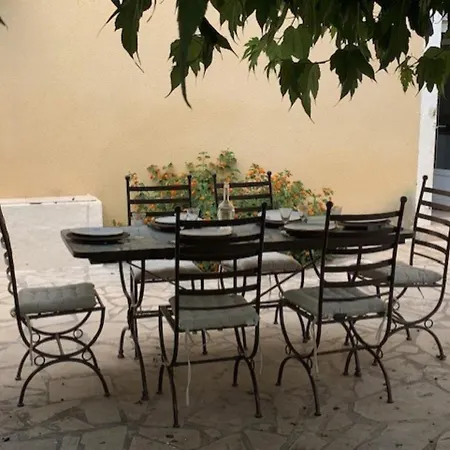 L'ostal De Terralha Avec Piscine Au Centre Du Village *