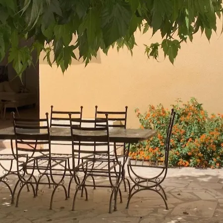 L'ostal De Terralha Avec Piscine Au Centre Du Village Casa de Férias *