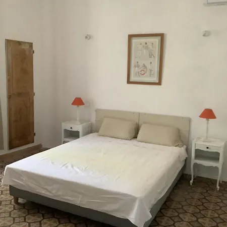 Casa de Férias L'ostal De Terralha Avec Piscine Au Centre Du Village