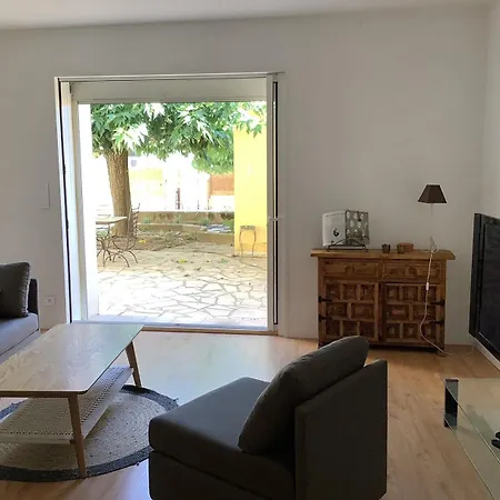 L'ostal De Terralha Avec Piscine Au Centre Du Village * Montfrin