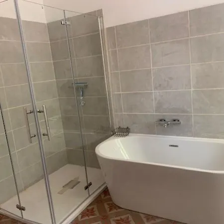 L'ostal De Terralha Avec Piscine Au Centre Du Village * Montfrin