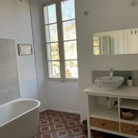 L'ostal De Terralha Avec Piscine Au Centre Du Village