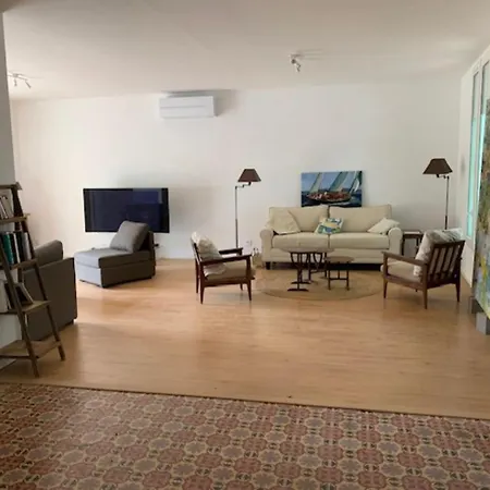 Σπίτι διακοπών L'ostal De Terralha Avec Piscine Au Centre Du Village *