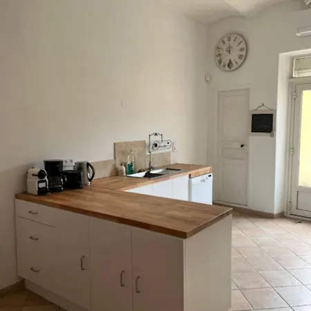 L'ostal De Terralha Avec Piscine Au Centre Du Village * Montfrin