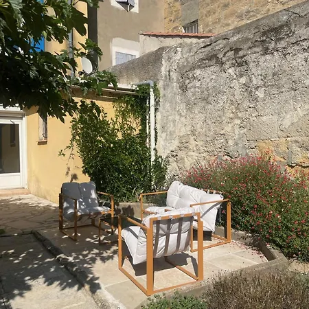 Ferienhaus L'ostal De Terralha Avec Piscine Au Centre Du Village *