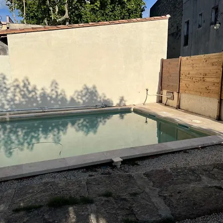L'ostal De Terralha Avec Piscine Au Centre Du Village Feriehus Montfrin
