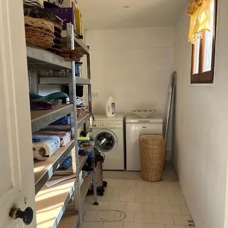 Casa vacanze L'ostal De Terralha Avec Piscine Au Centre Du Village Montfrin