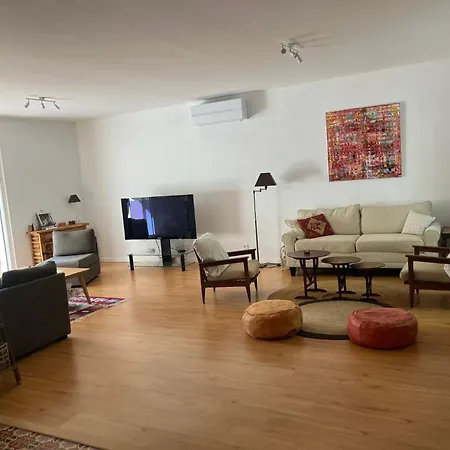 Casa de Férias L'ostal De Terralha Avec Piscine Au Centre Du Village