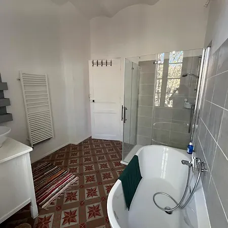 L'ostal De Terralha Avec Piscine Au Centre Du Village Casa de Férias Montfrin